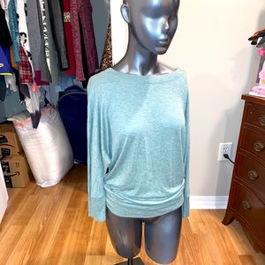 Cute light green blue top